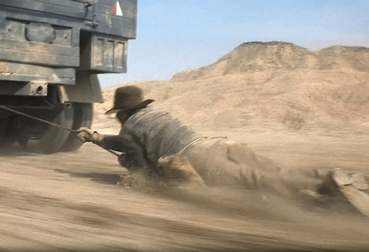 The truck chase – Raiders of the Lost Ark (1981)
