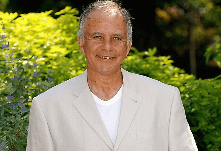 Where’s David Essex now?