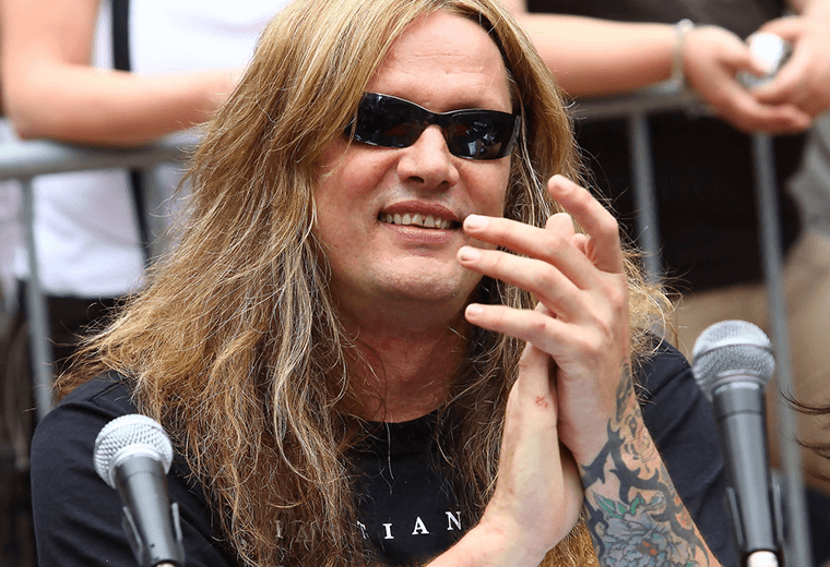 Bach began performing with Guns N' Roses in 2006.