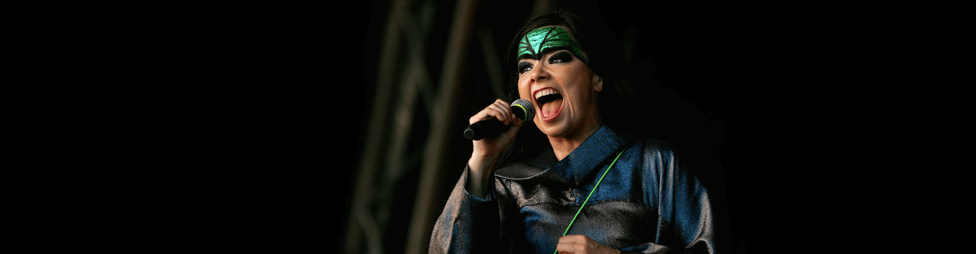 Banned from abroad: the blacklisted popstars.