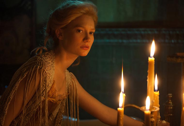 Crimson Peak
