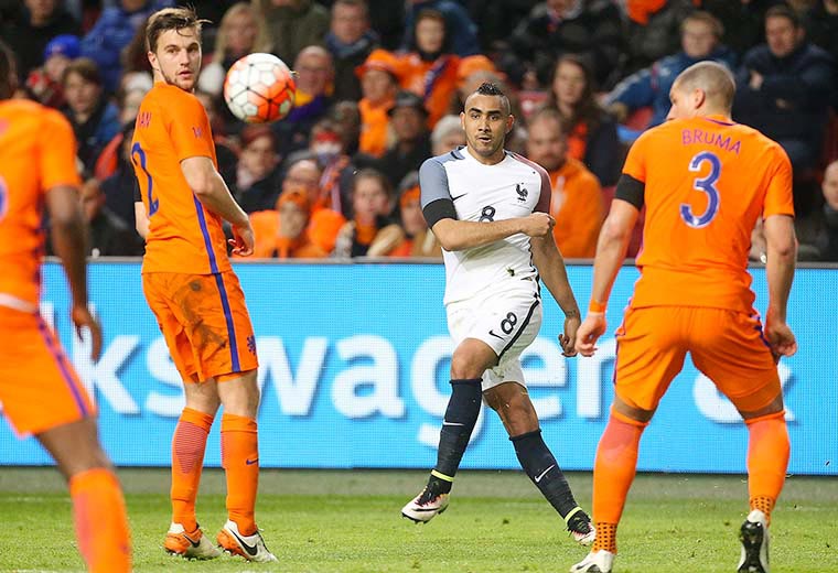 Payet in full