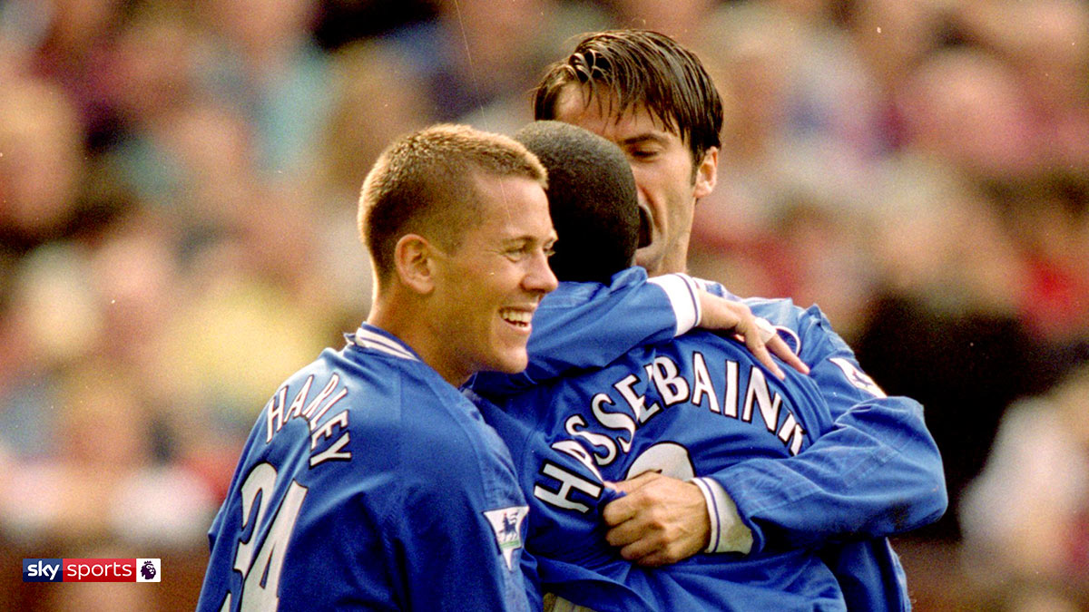 Chelsea’s Jon Harley and Jimmy Floyd Hasselbaink, playing against Manchester United