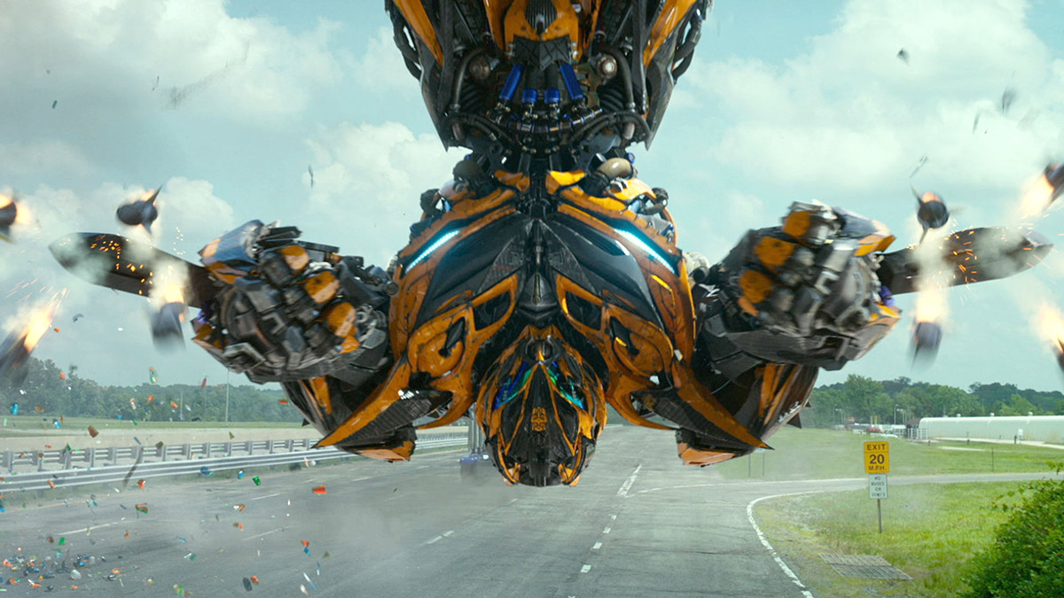 Bumblebee firing rockets in Transformers: Age Of Extinction