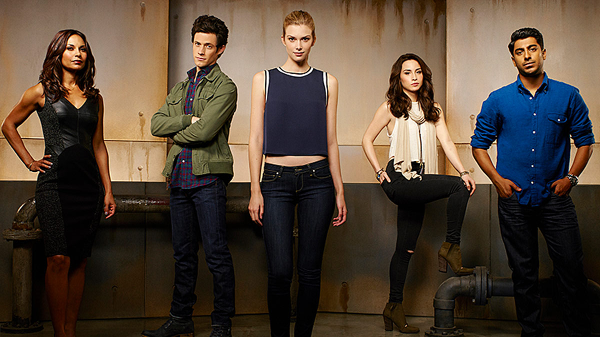 Stitchers stars Salli Richardson, Kyle Harris, Emma Ishta, Allison Scagliotti and Ritesh Rajan