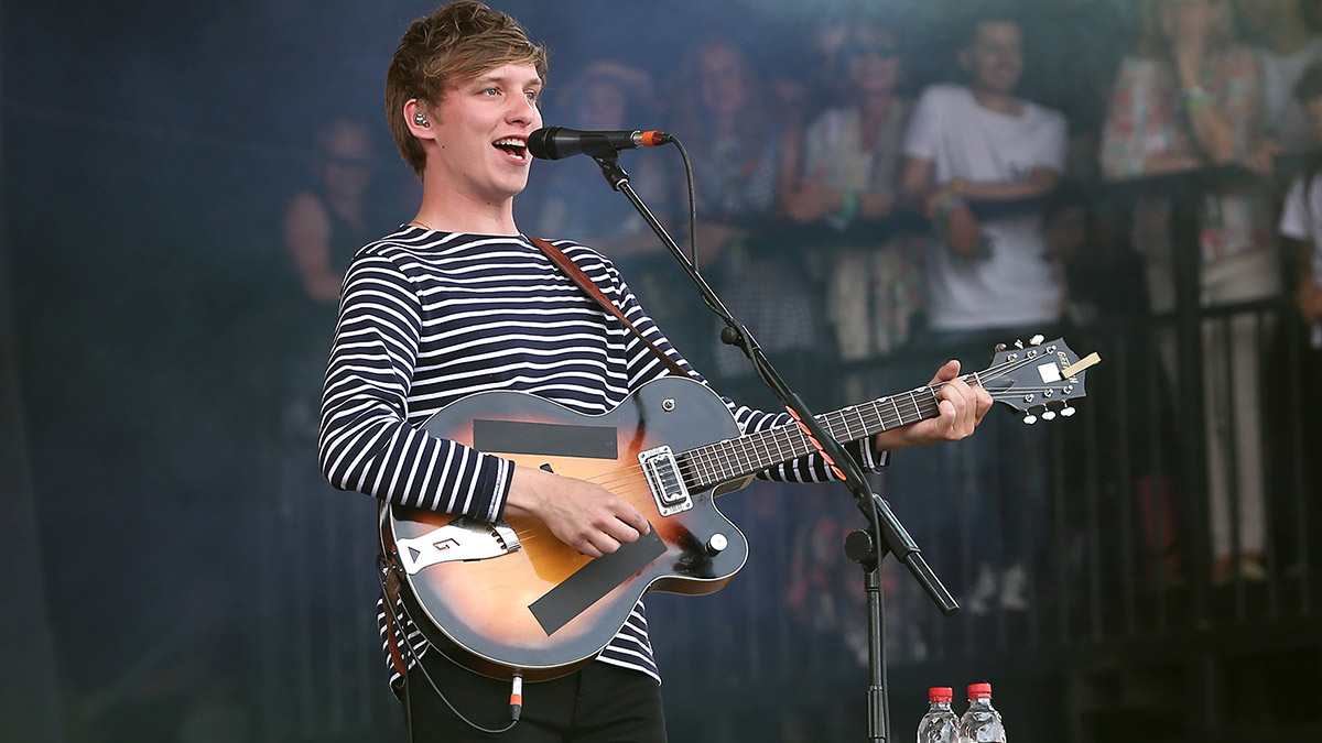 Singer George Ezra