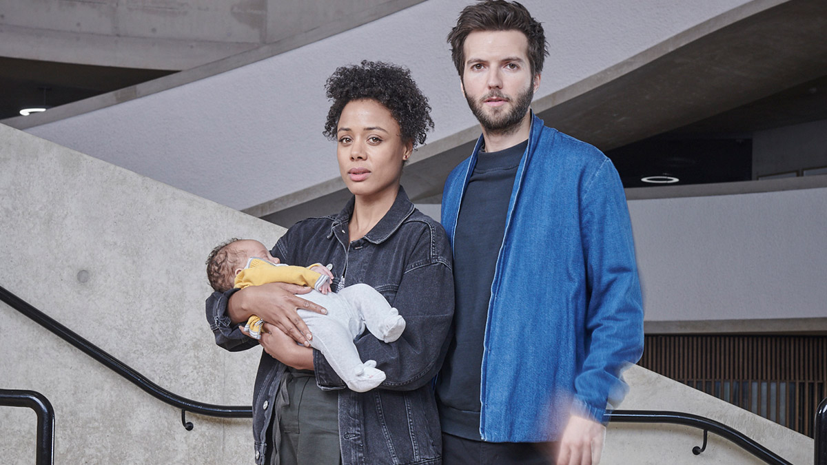 Nina Toussaint-White and Guy Burnet in Virgin Media Original show The Feed