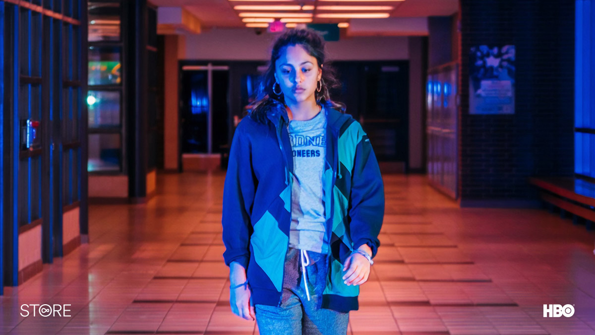 Rhianne Barreto in Share