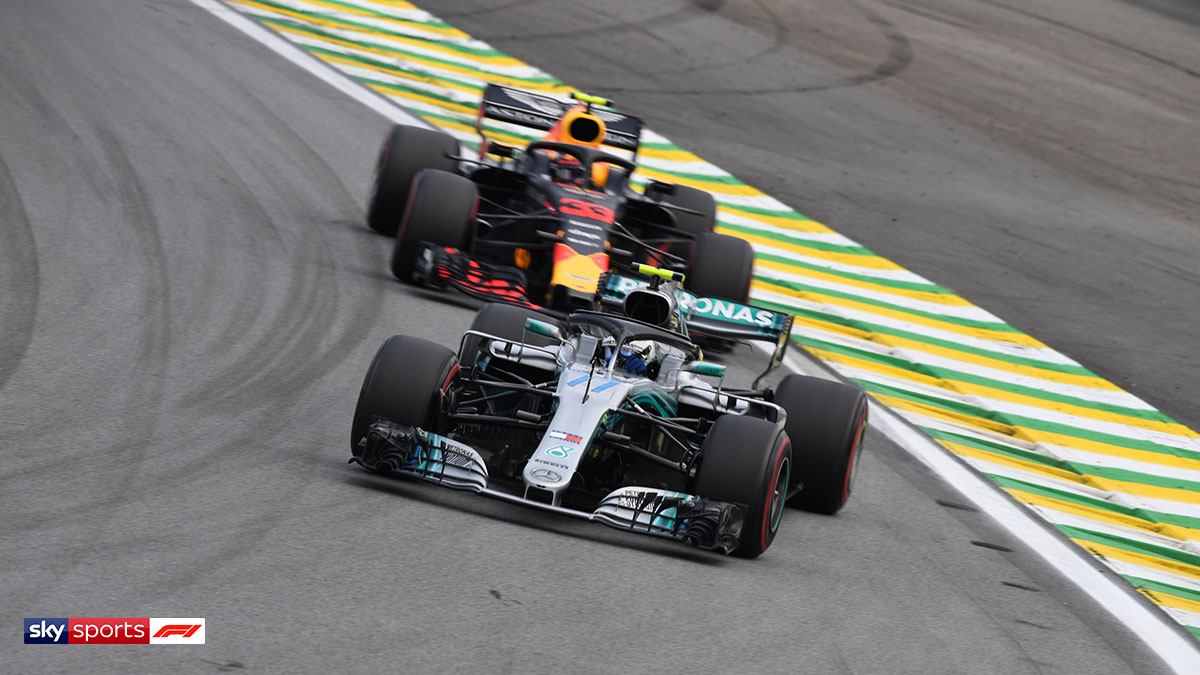 Formula One cars on the Interlagos circuit