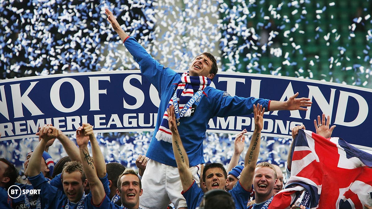 Rangers winning the 2004-05 Scottish Premiership