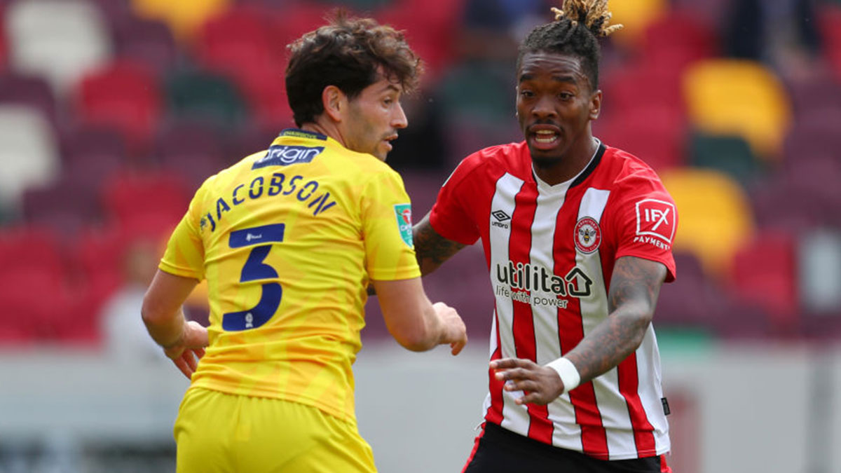 Ivan Toney playing for Brentford