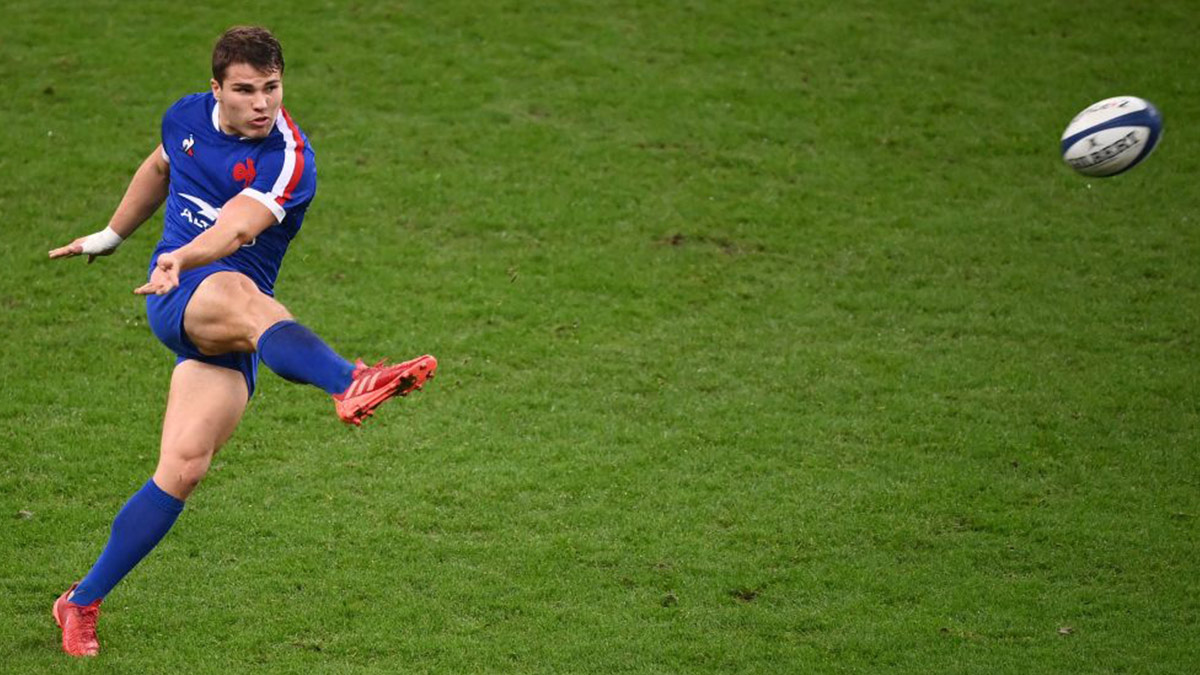 France’s Antoine Dupont kicks during the 2020 Guinness Six Nations