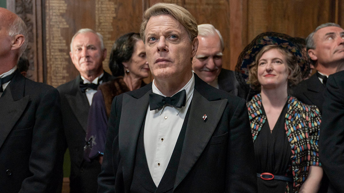 Eddie Izzard in Six Minutes To Midnight