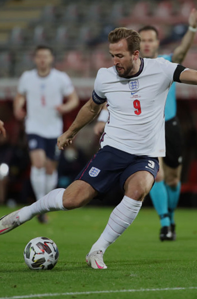 Harry Kane playing for England against Belgium in the UEFA Nations League