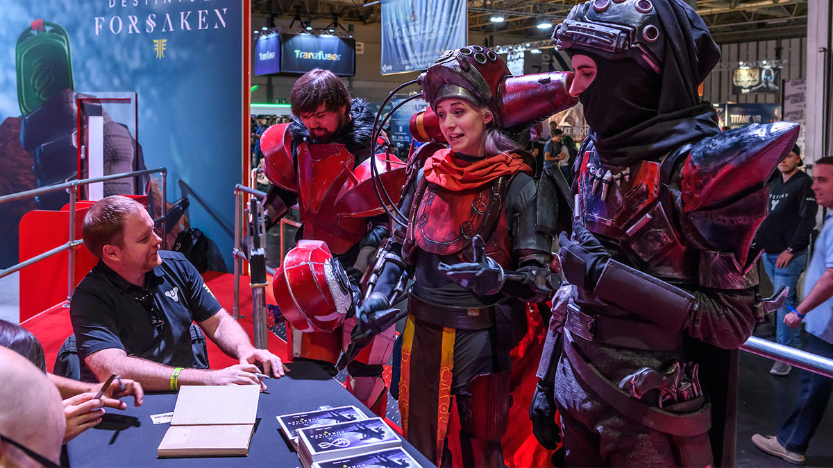 Three super-legit cosplayers going full method and attempting to barter their way into EGX (probably)