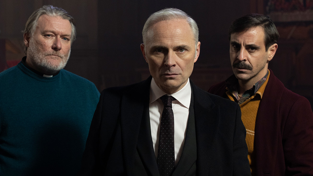 Ian Pirie as Sandy, Mark Bonnar as Max and Emun Elliott as Kenny in Guilt