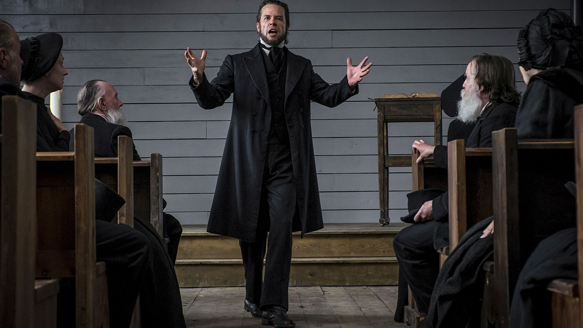 Guy Pearce in Brimstone